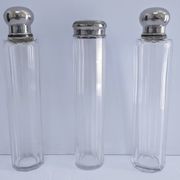 3 flacons Art Déco en cristal, verre et métal