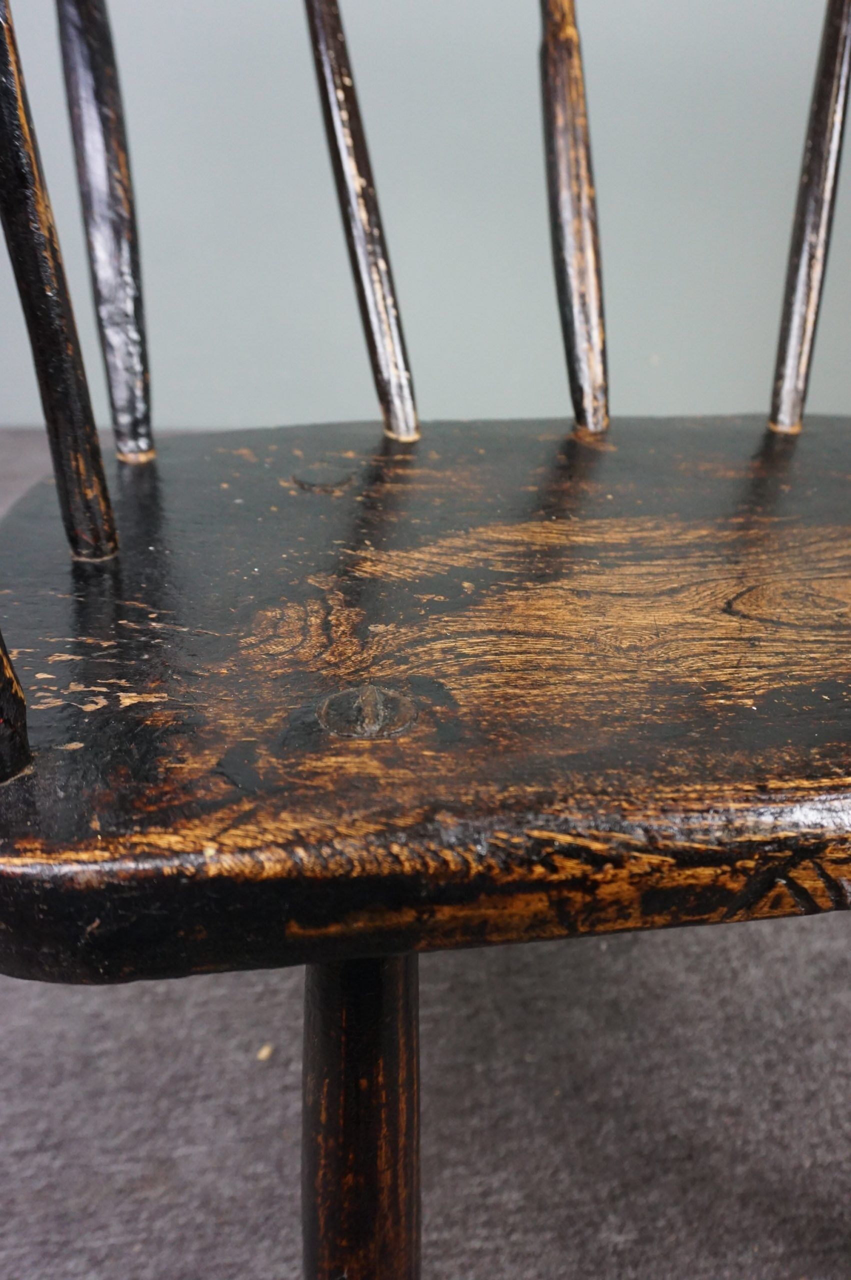 Chair with armrests mid-eighteenth century