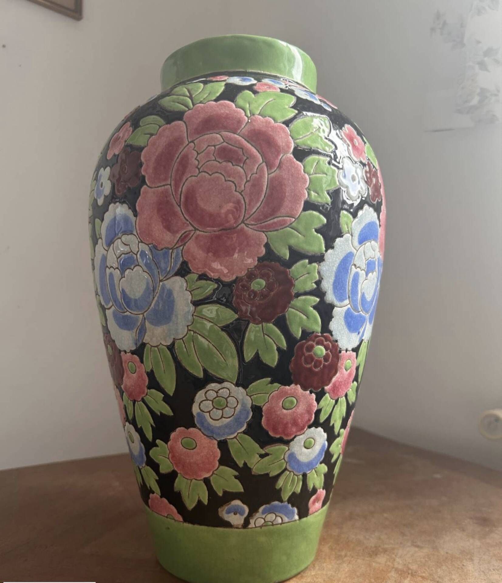 Large Keramis vase – Art Deco period with Peony motif – A splendour