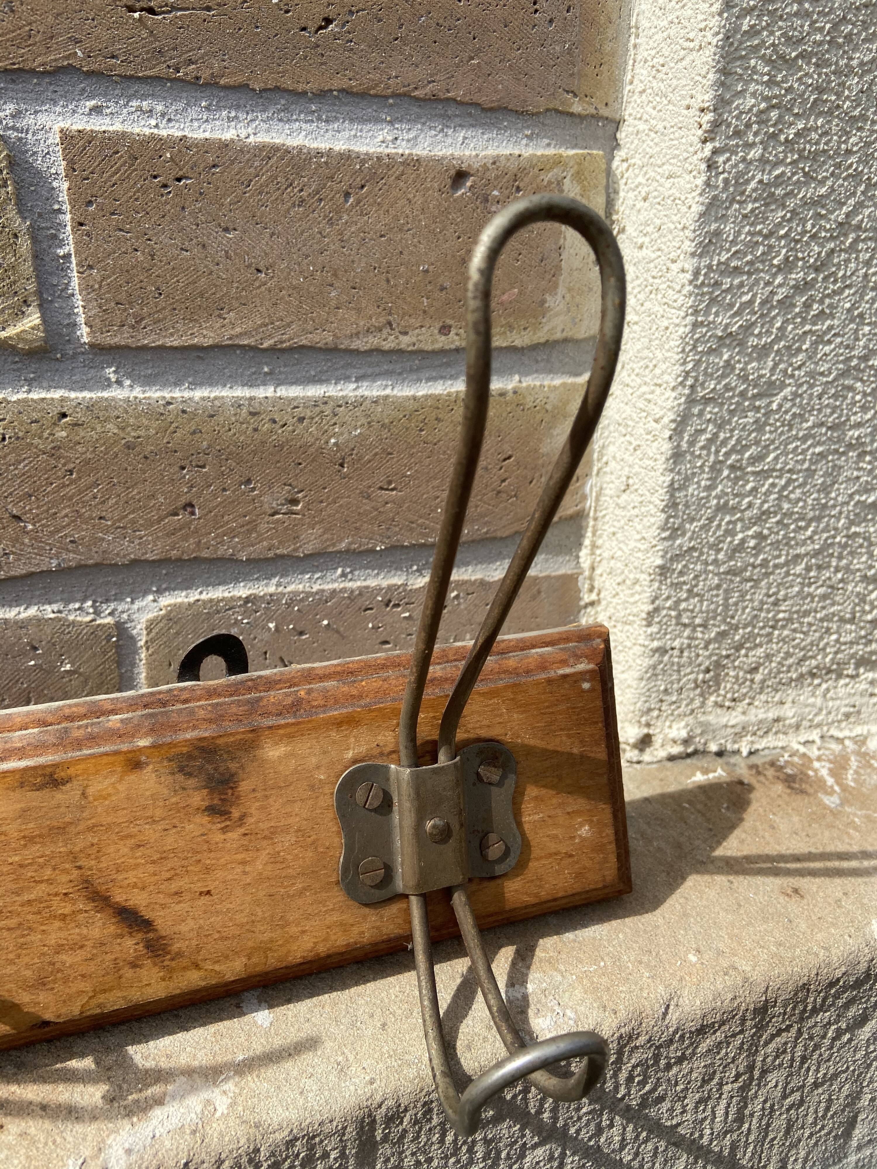 Porte manteau mural vintage patères administratif atelier loft