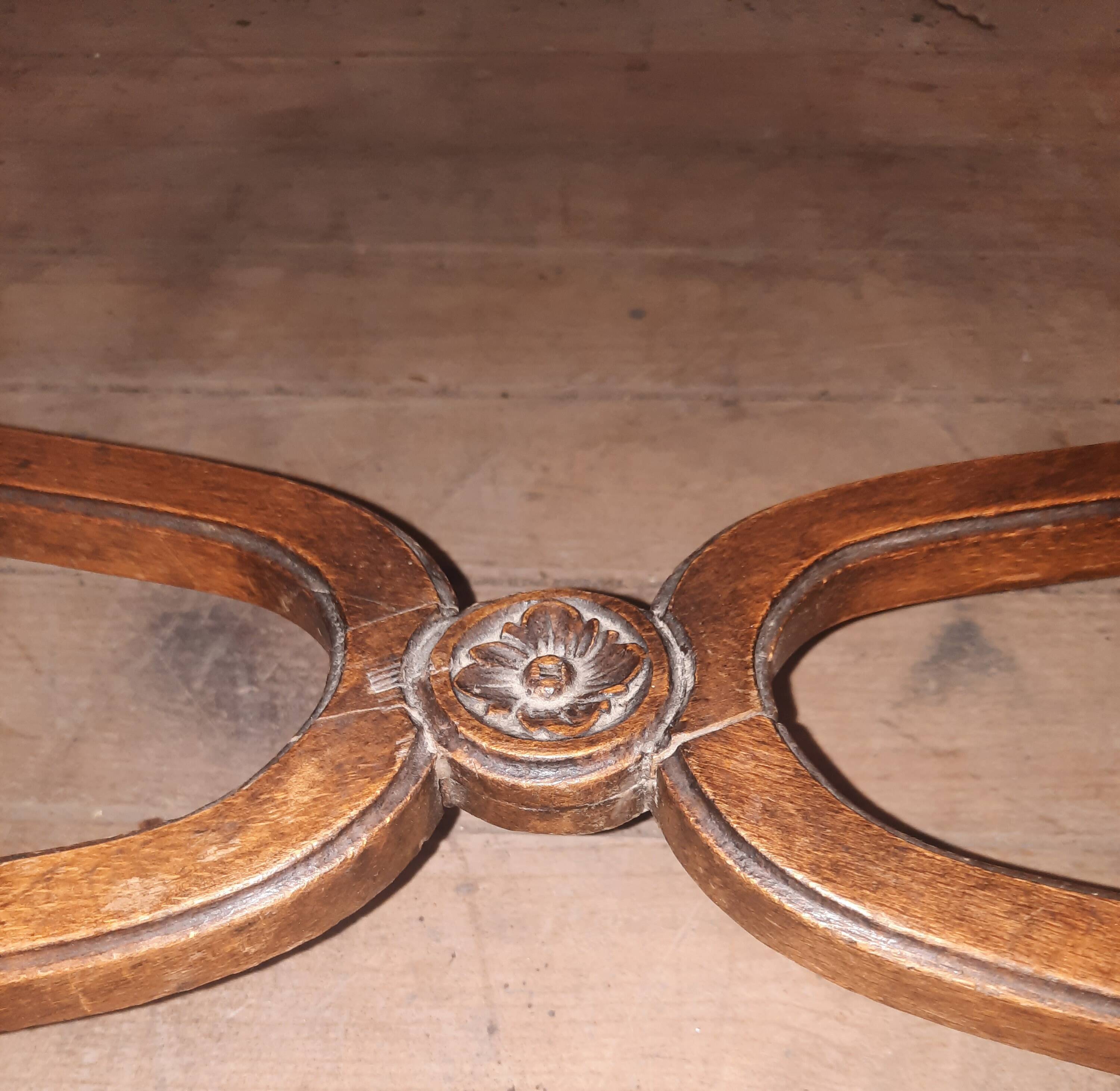 Pouf de style Louis XV  rocaille