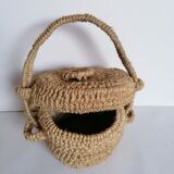 Basket braided with natural fibers