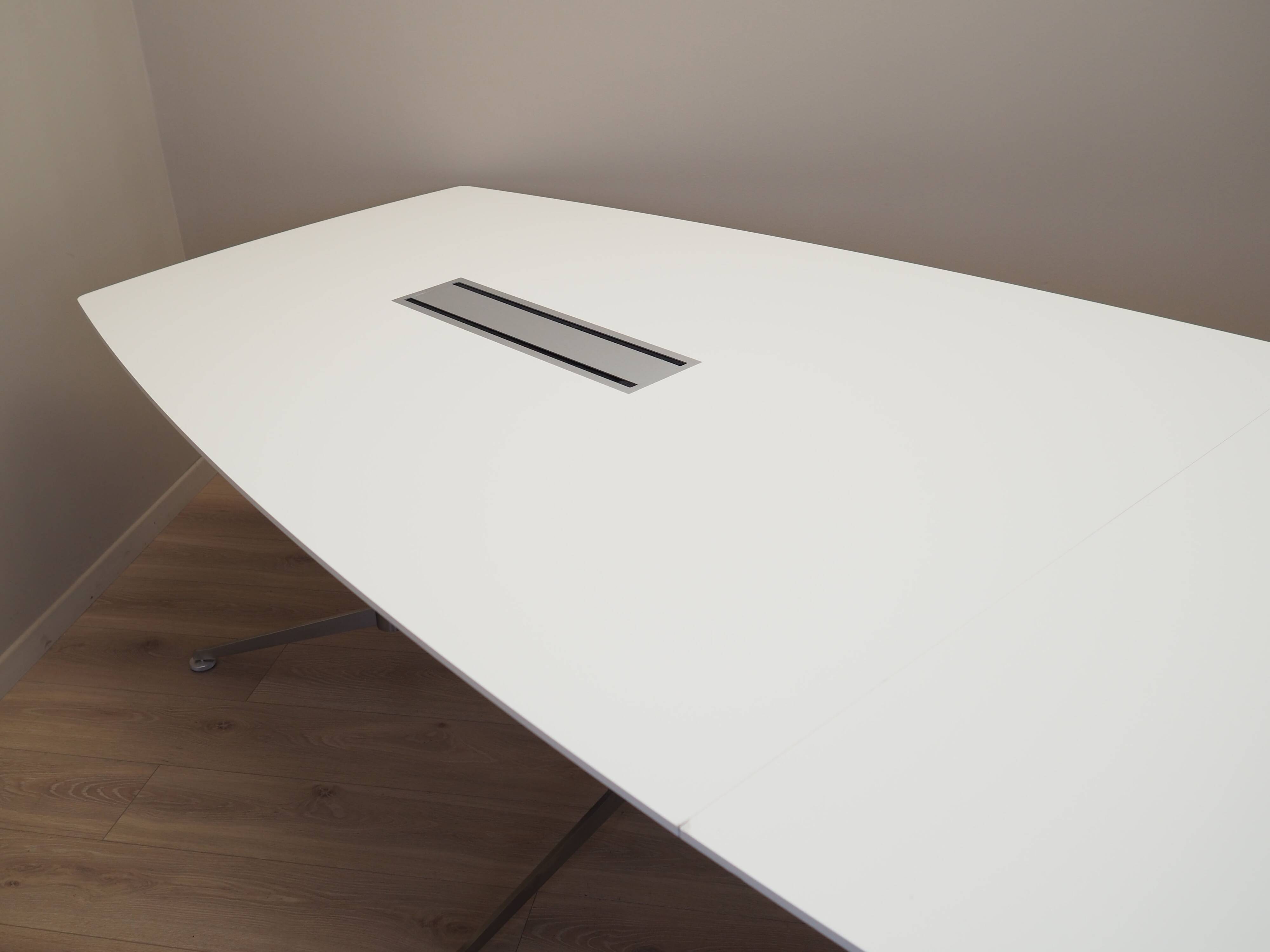Conference table, Danish design, 2016, designer: Paul Leroy, manufacturer: