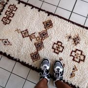 Tapis vintage berbère marocain fait main – 74 x 136 cm - 1c1004