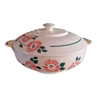 Earthenware tureen of Givors