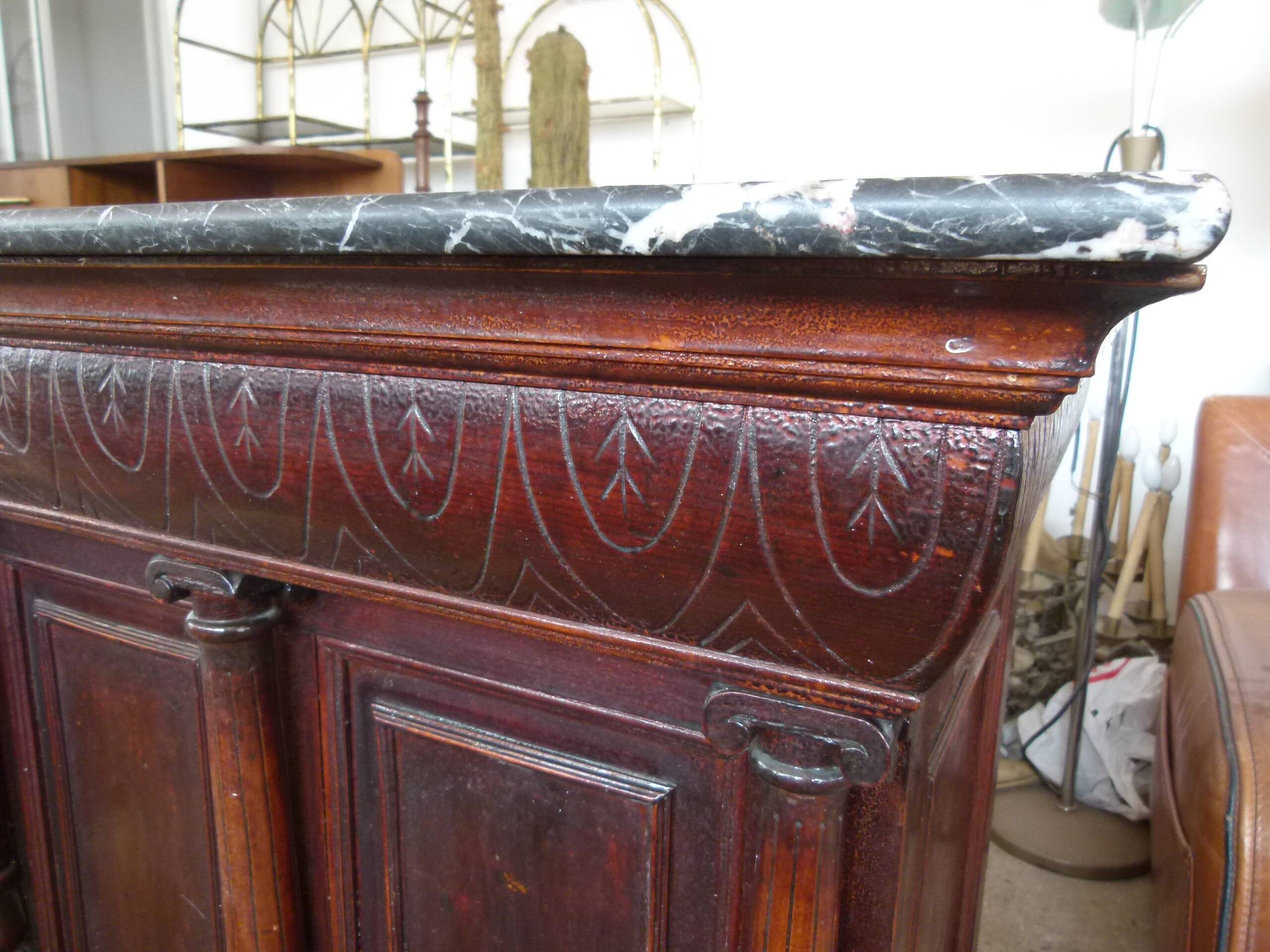 Marble counter shop