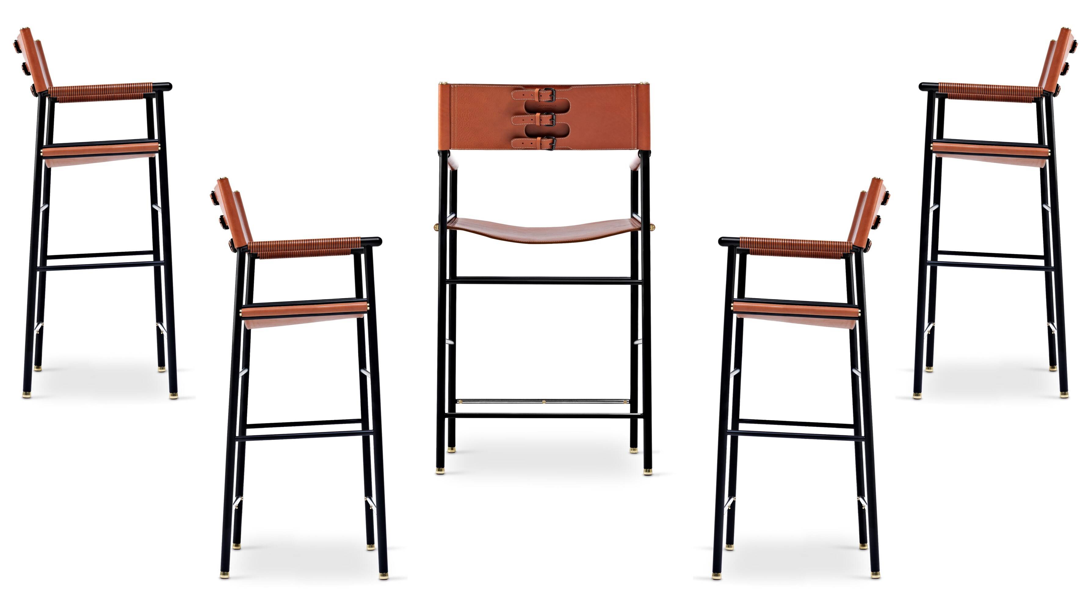 Set of 5 bar stools with backrest, made of natural leather in toasted colour.