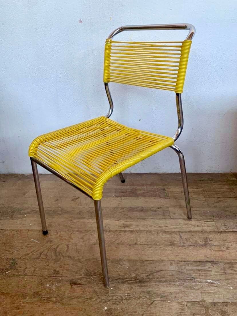 Series of 4 vintage chairs scoubidou of the 1950s