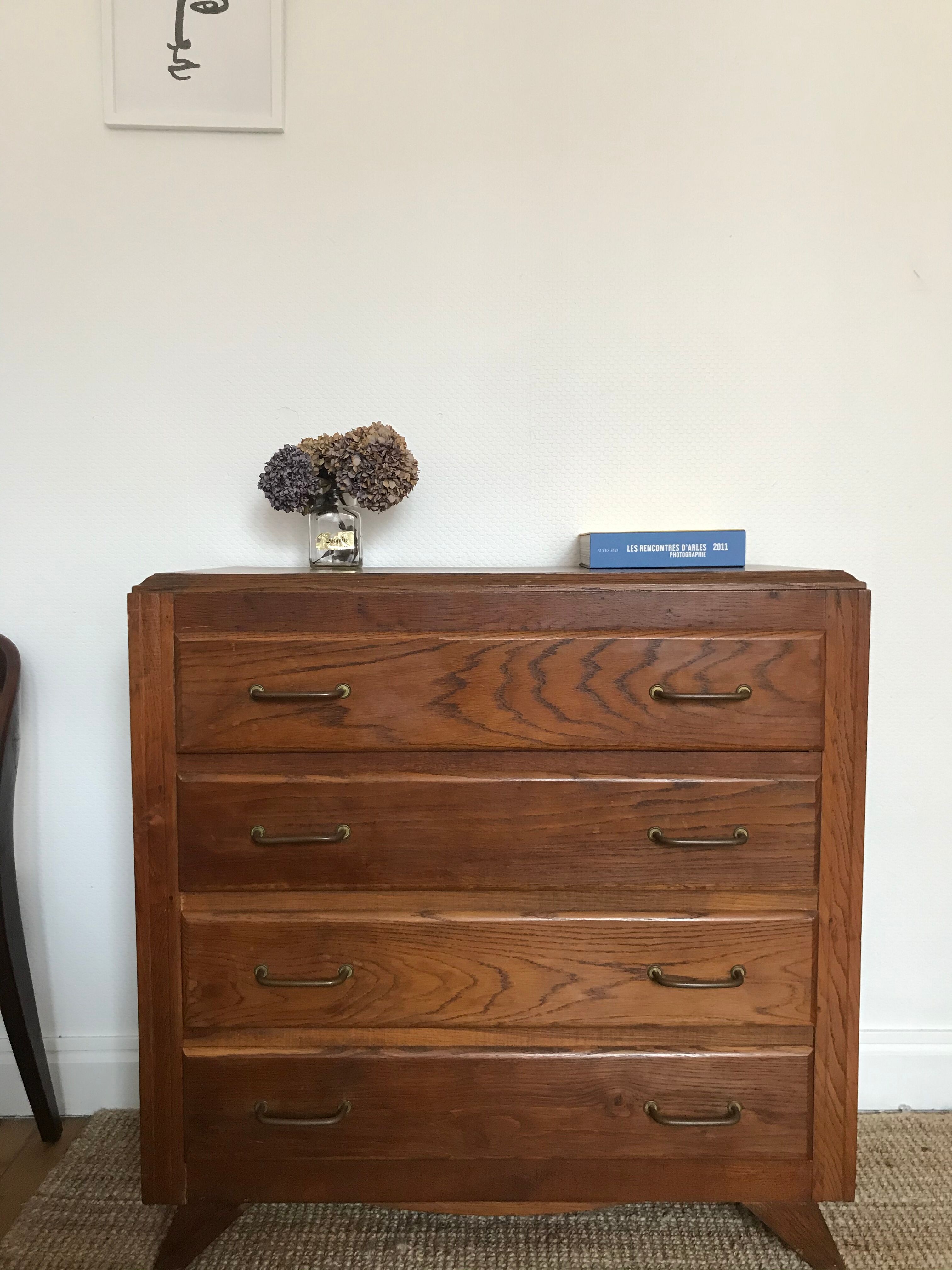 Compass feet dresser