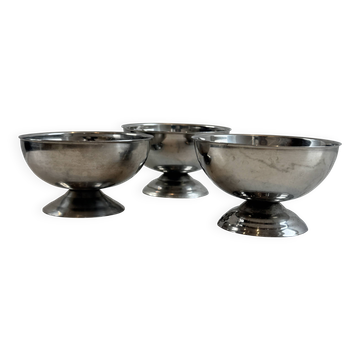 Set of 3 stainless steel bowls