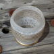 vase type art déco en verre moucheté blanc et doré