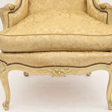 Eared shepherdess chair