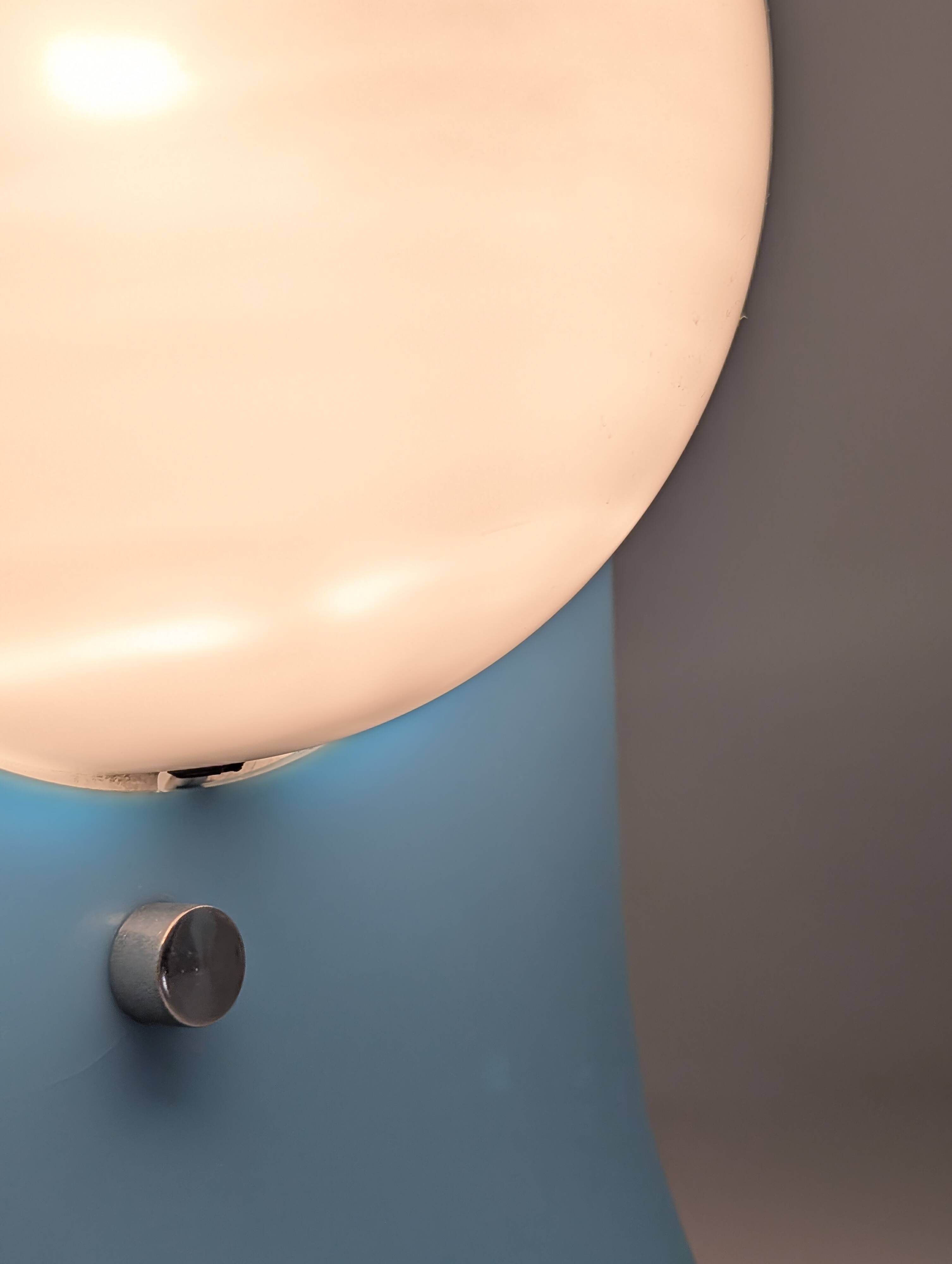 Lampe Area bleue de Neal, petite taille, années 1960