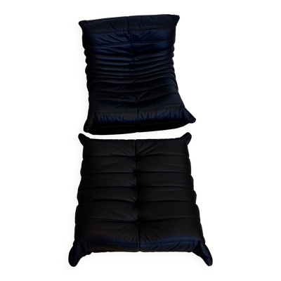 Chauffeuse et pouf Togo (2 lots) ligne Roset -etat neuf - cuir diva noir