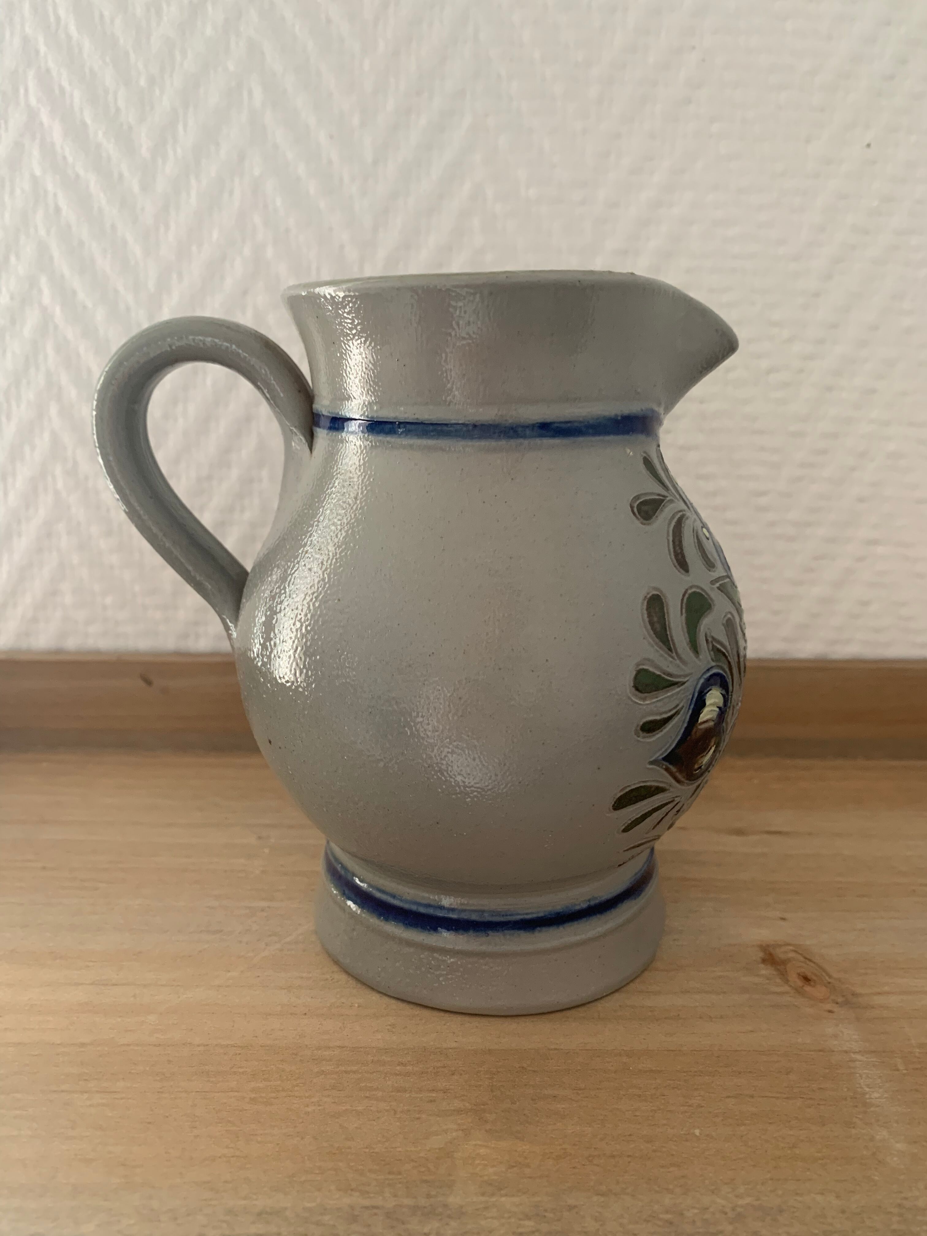 Stoneware jug from Betschdorf