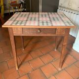 Petite table ferme