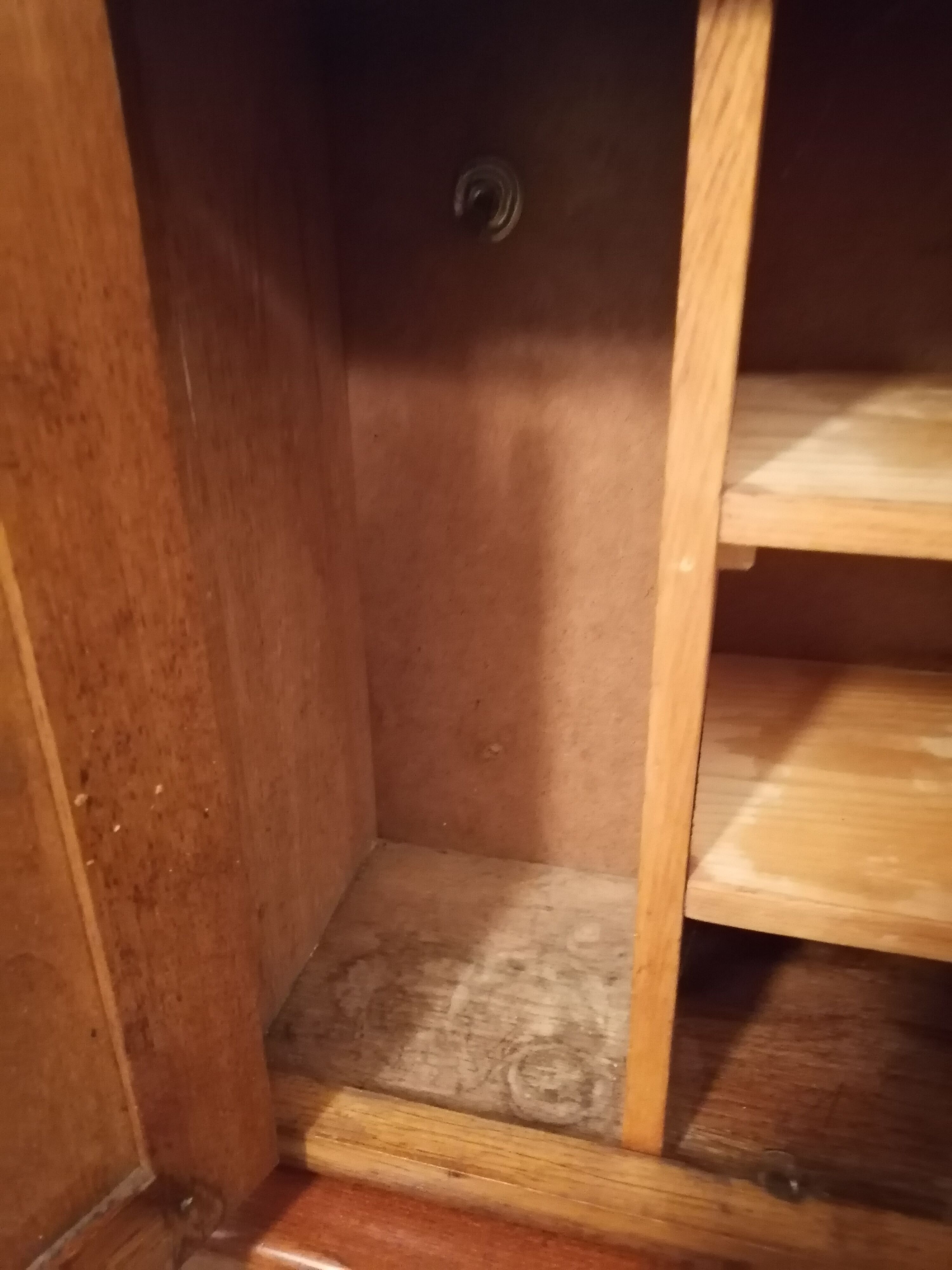 Armoire de toilette bois 1940