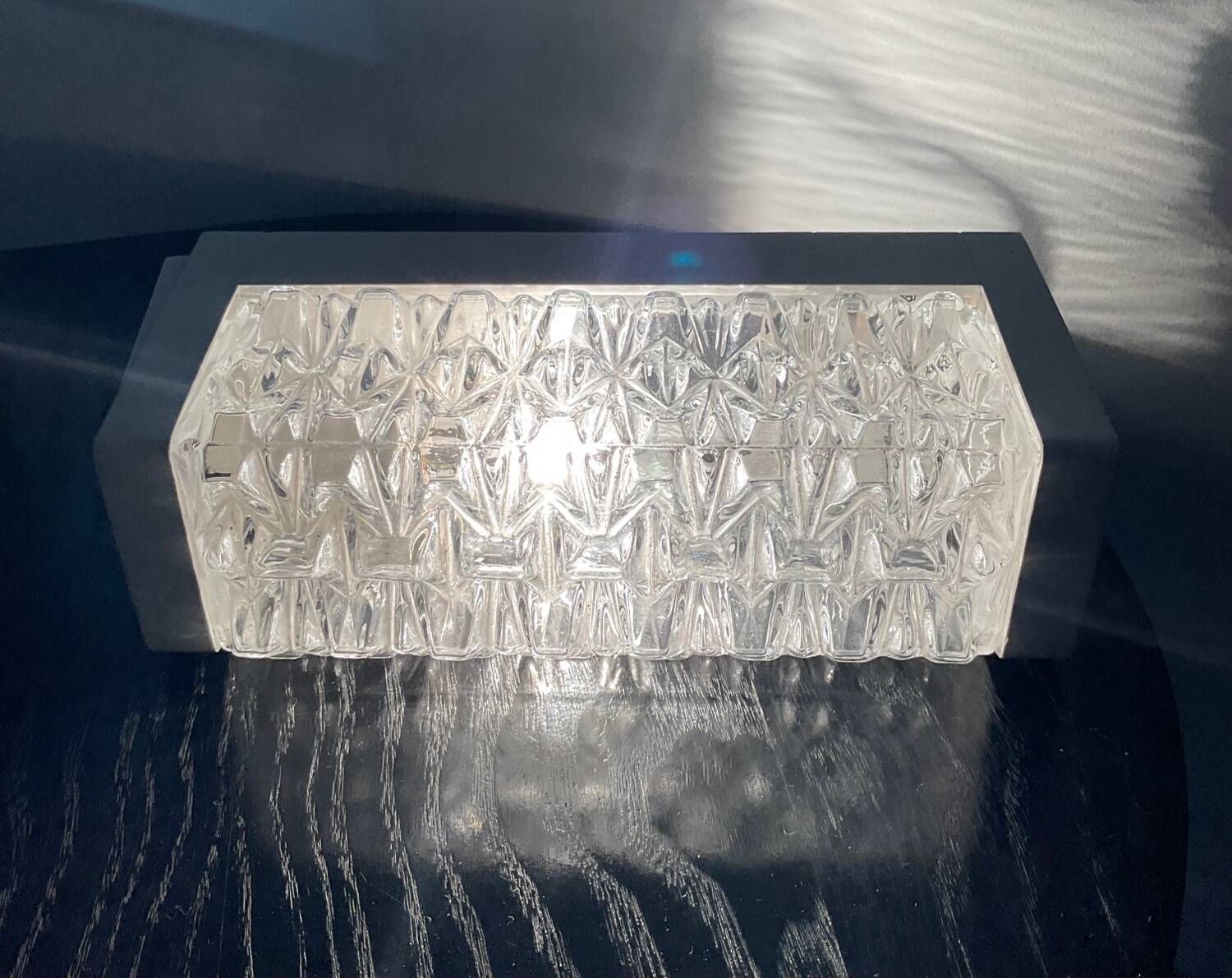Paire d’appliques Erco en verre moulé années 70