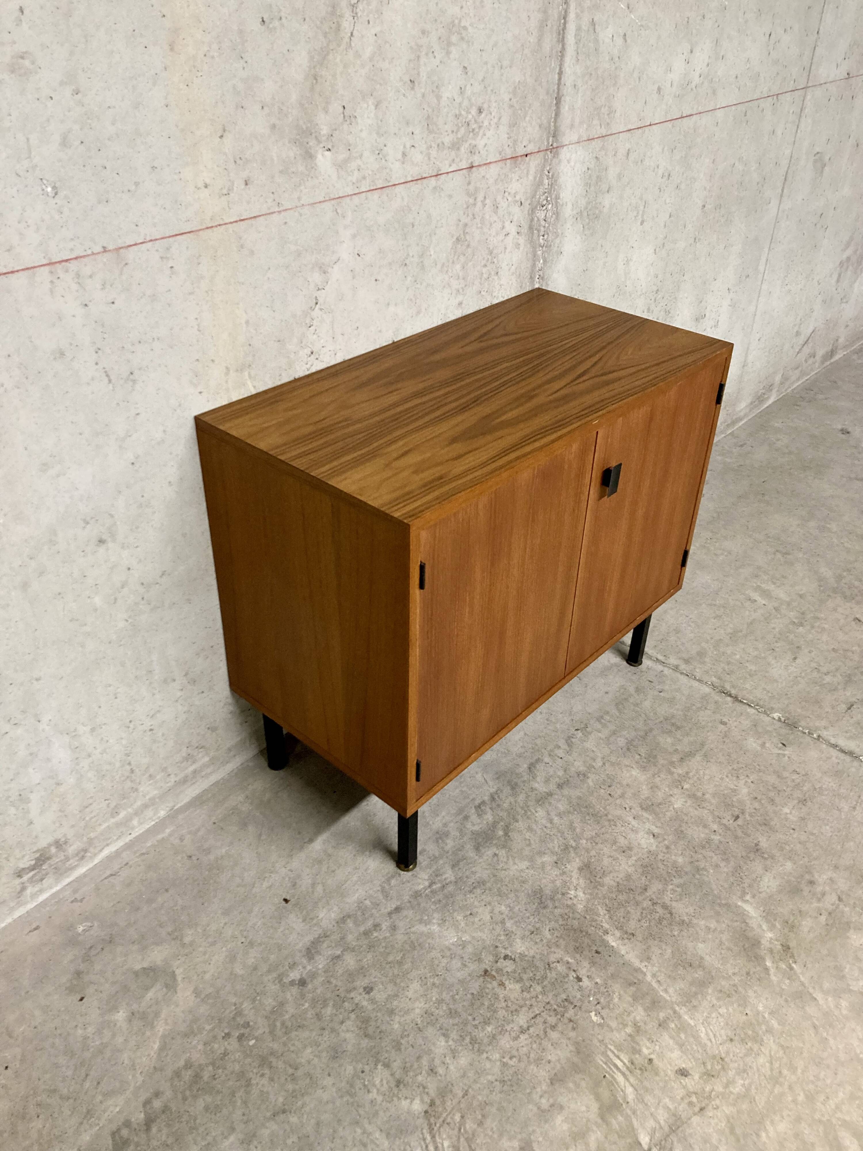 Buffet moderniste Antoine Philippon et Jacqueline Lecoq  vintage années 60