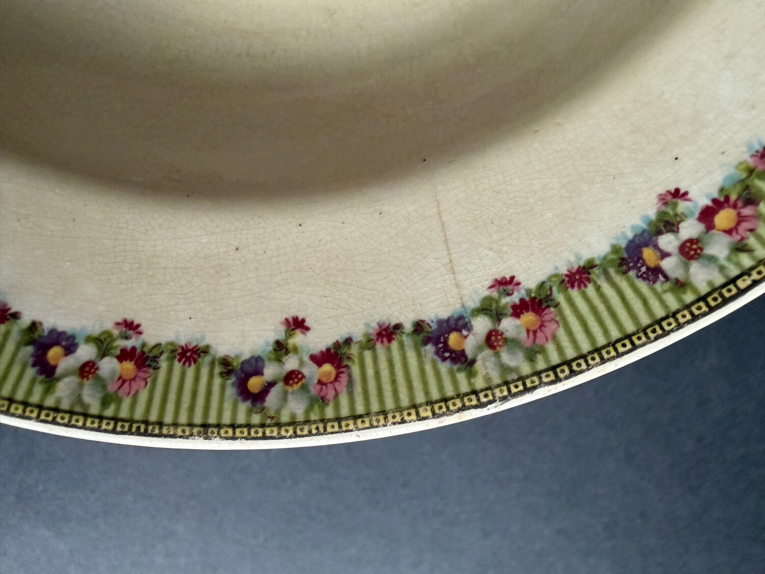 3 deep plates made of ironstone from Maastricht