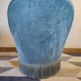 Paire de fauteuils Crapaud et un pouf en velours bleu Vintage