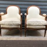 Pair of Louis XVI-style shepherdesses