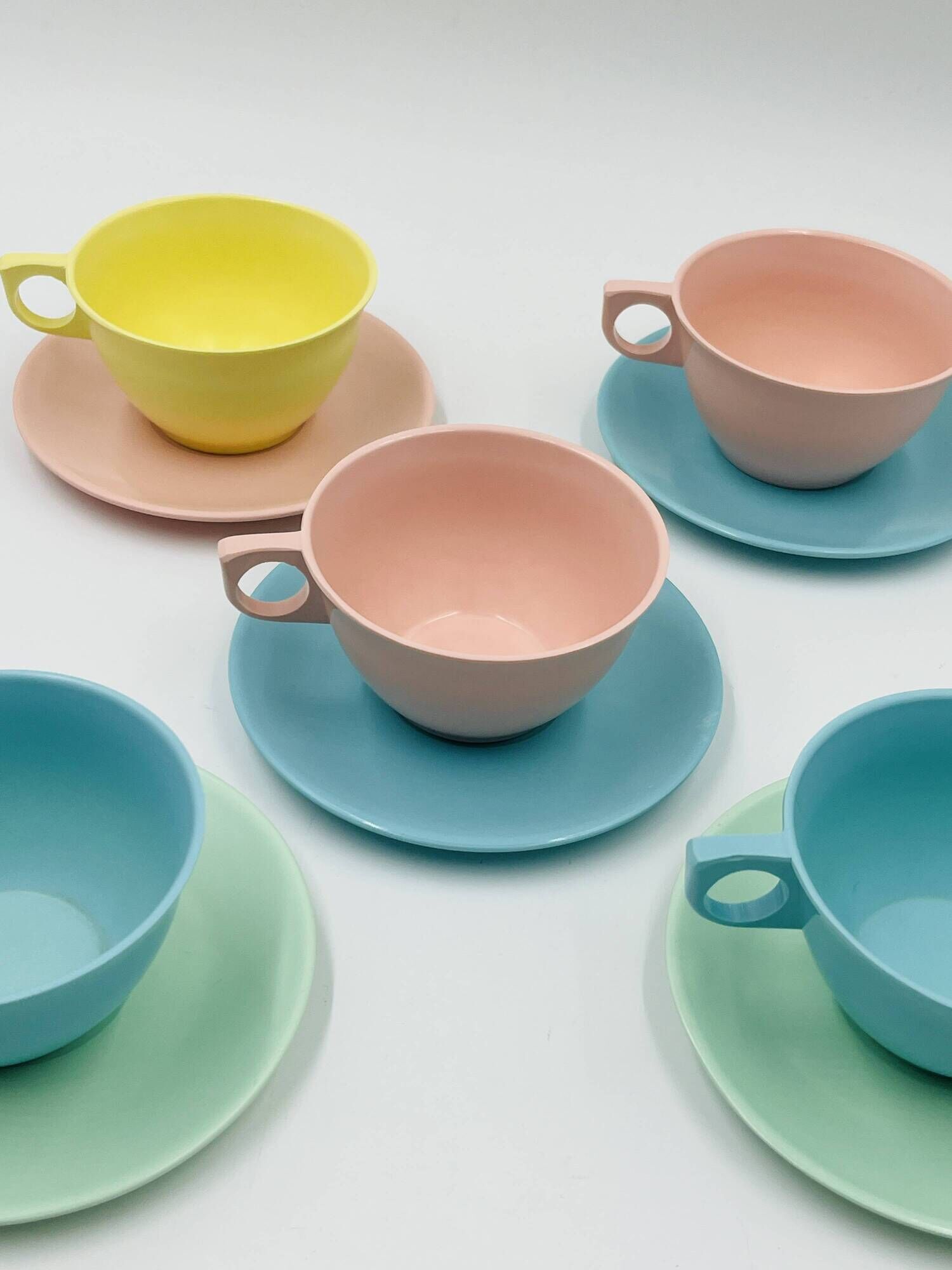 Élysée cup and saucer set in melamine