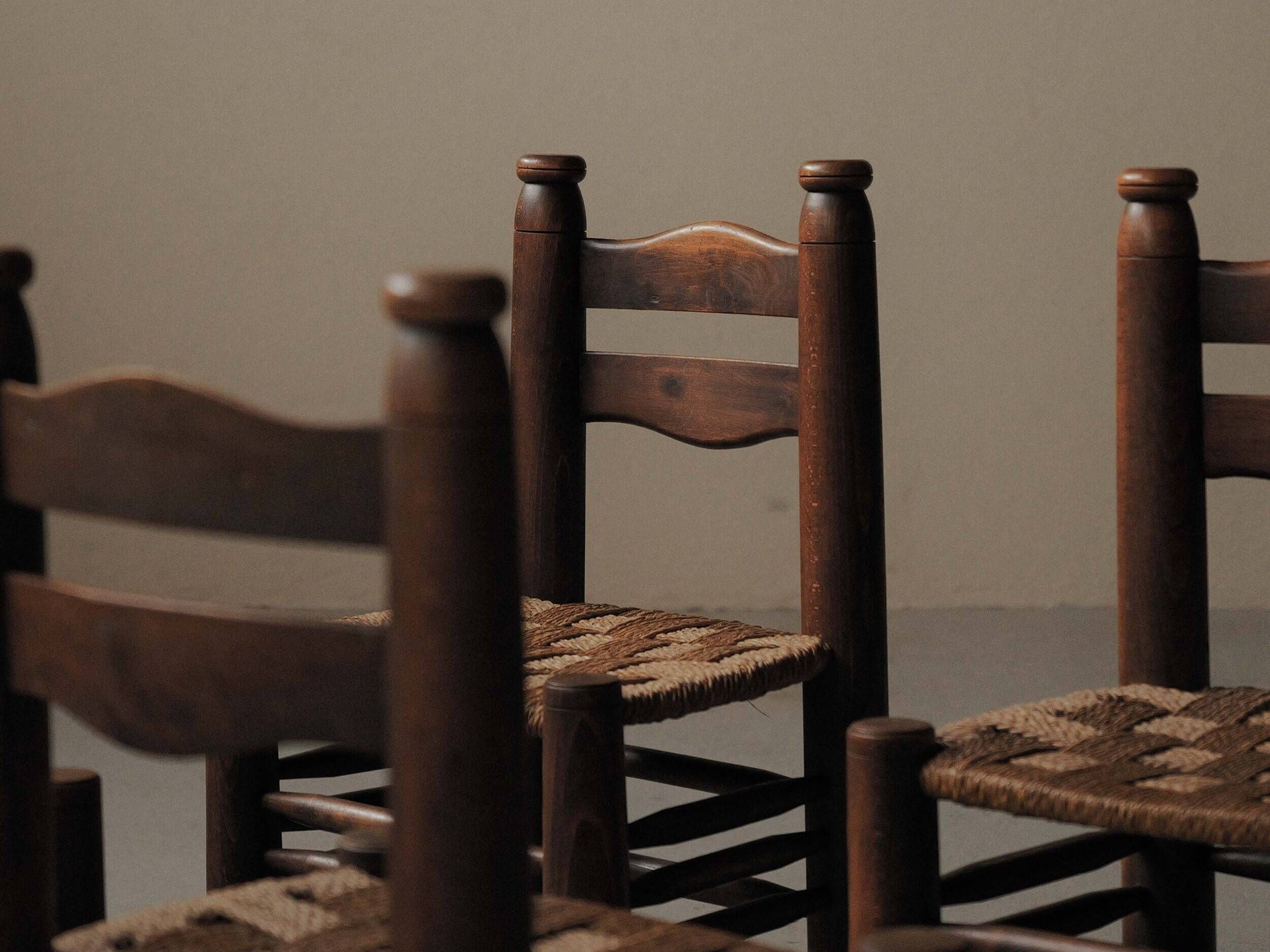 Set of 4 modernist chairs in beech and woven cord, France, circa 1940.