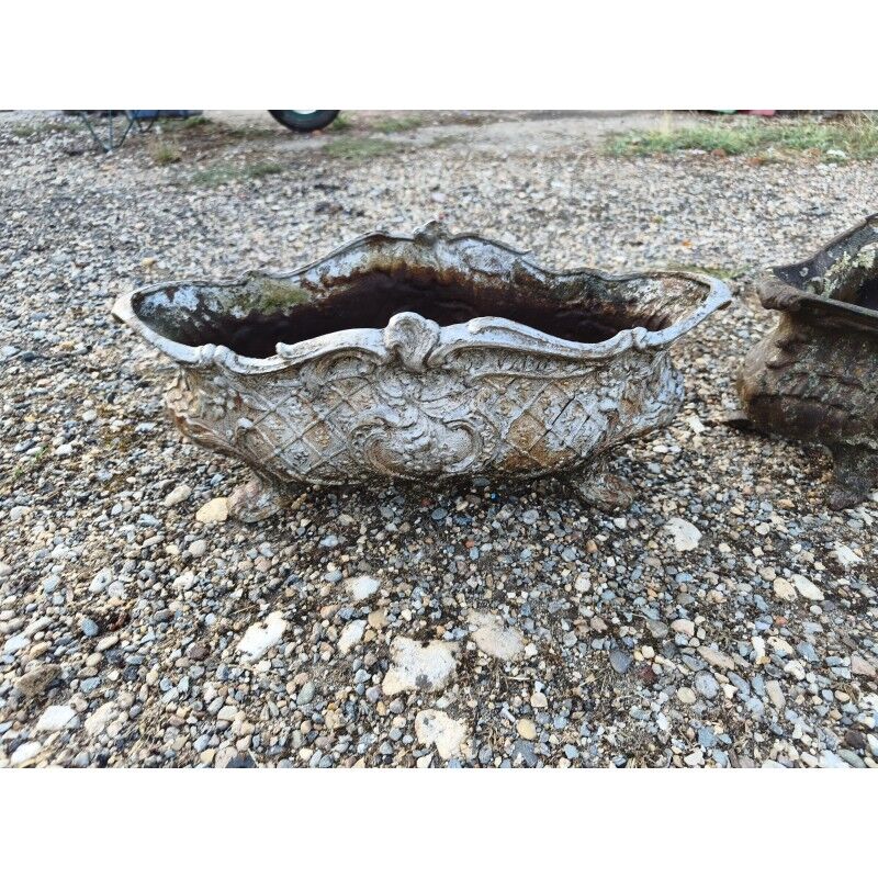 Pair of cast iron planters from 1900 in Charleville - Mézières