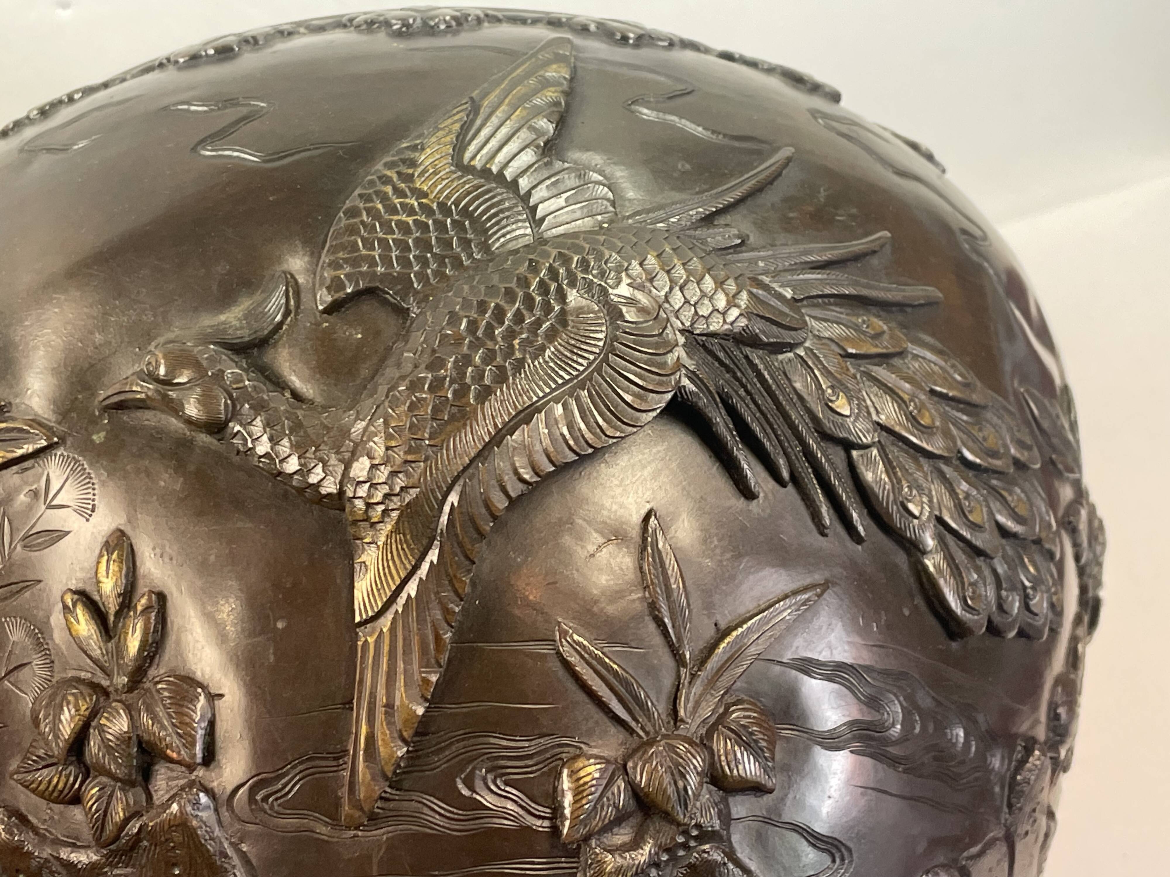 Large 19th century asian bronze vase - 22 cm - diameter 25 cm