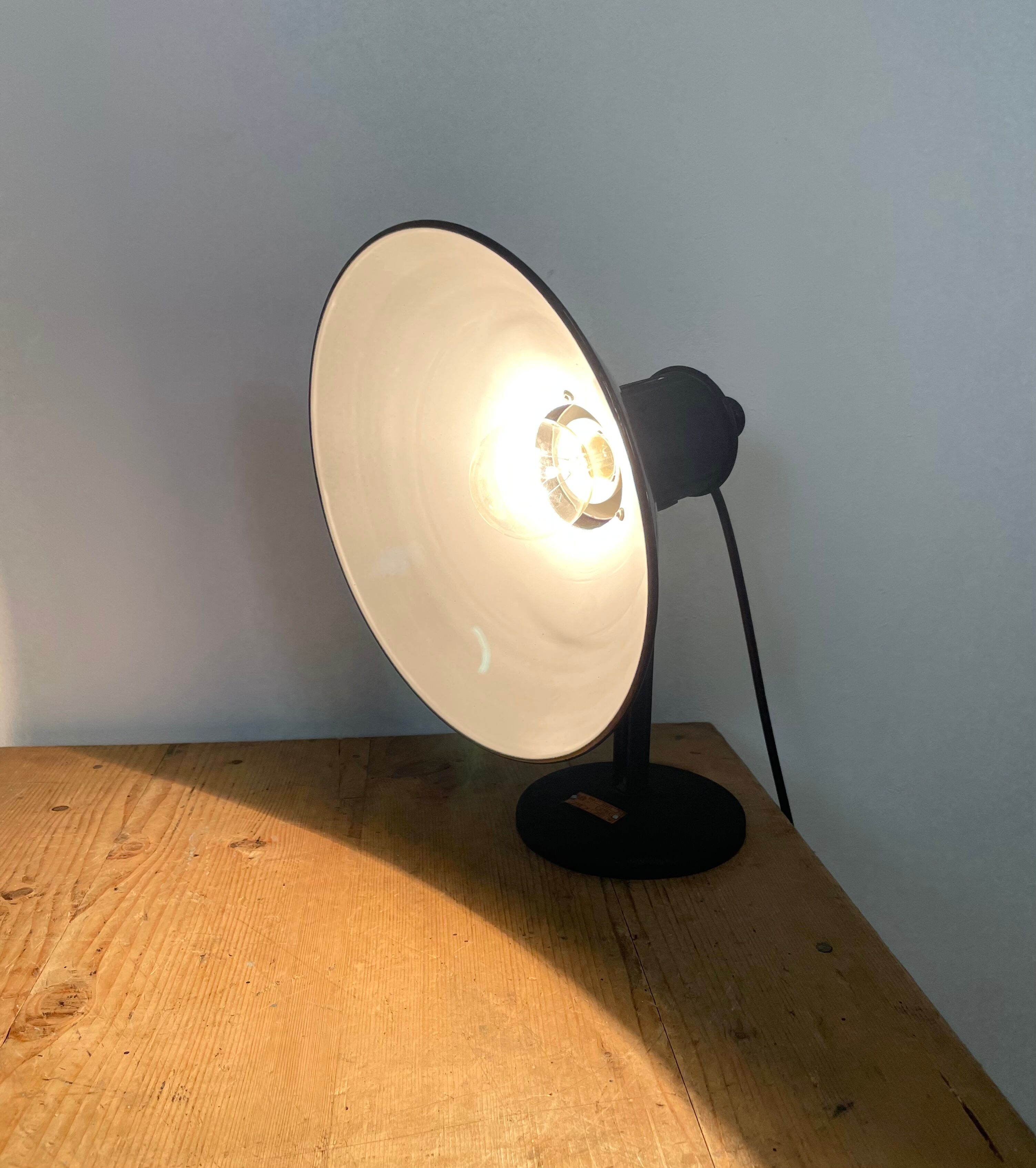 Industrial black enamel table lamp, 1950