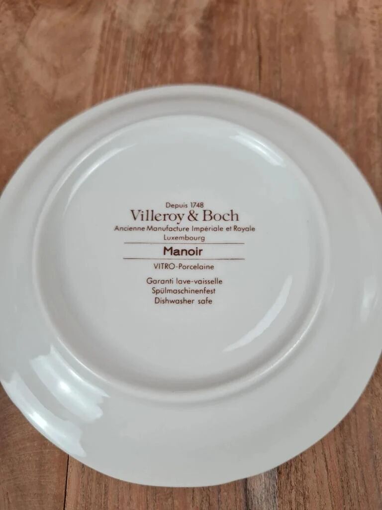 Two cups & saucers Villeroy & Boch – Manoir