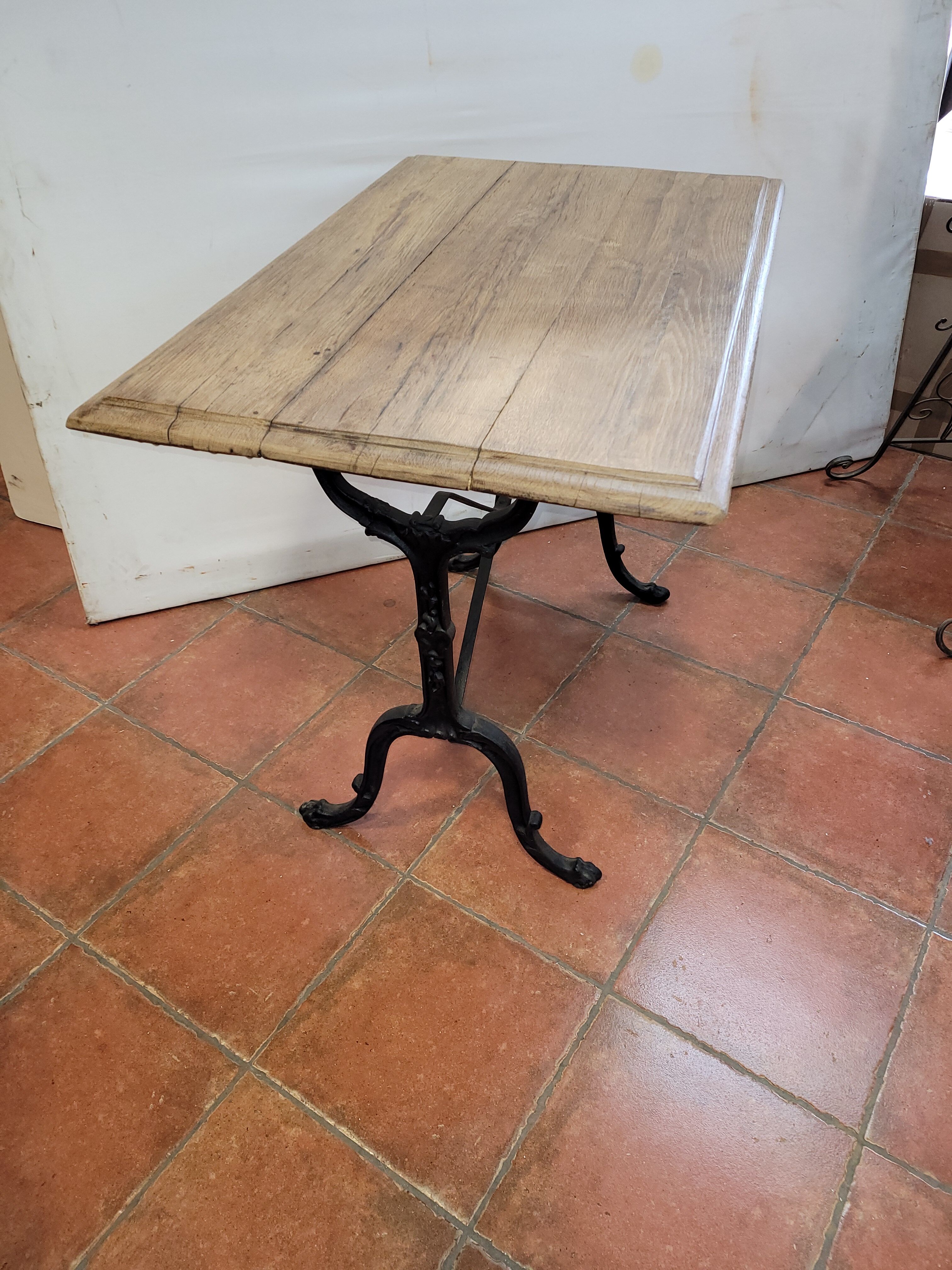Bistro table