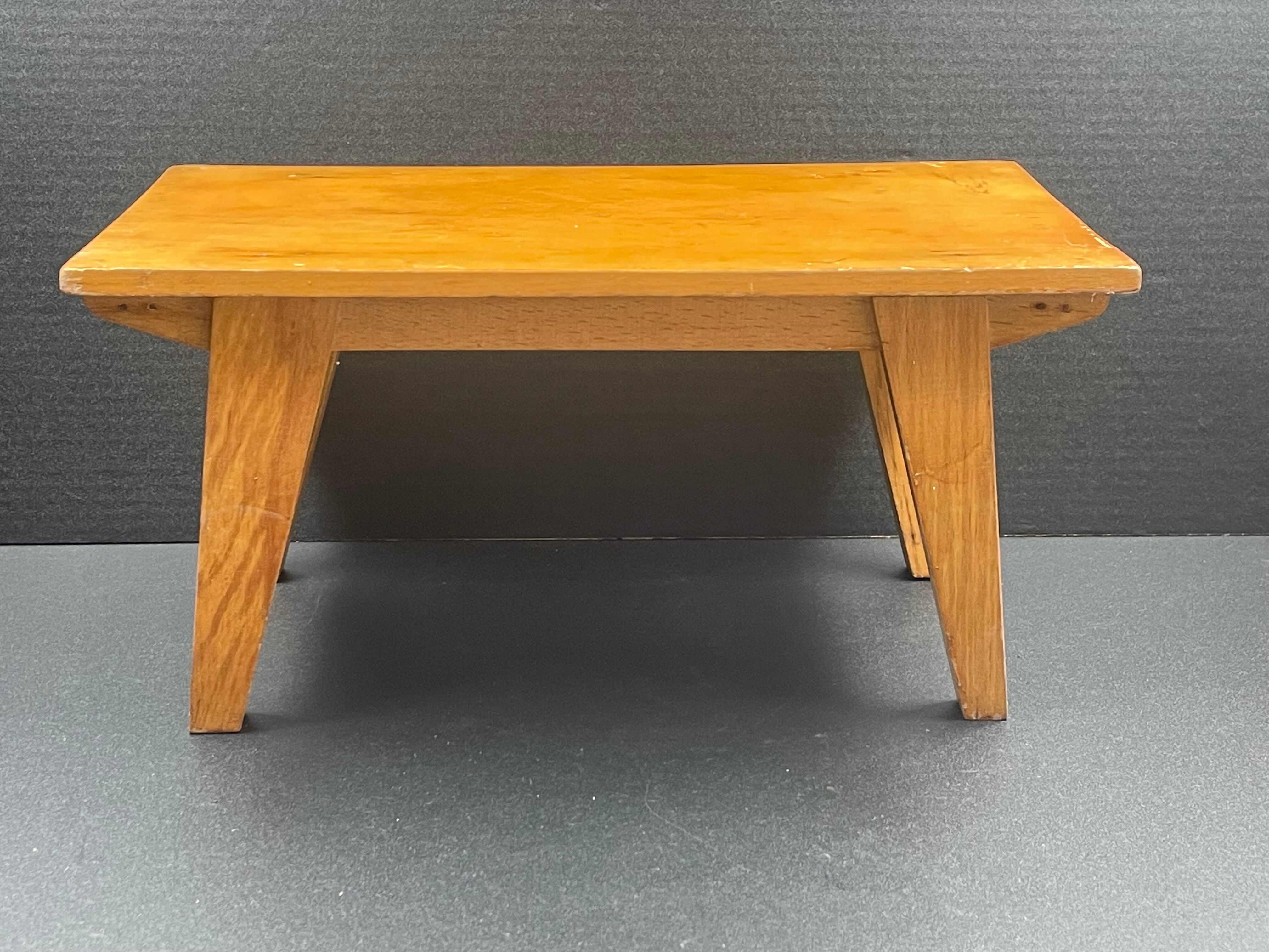 Lace bench decoration year 70