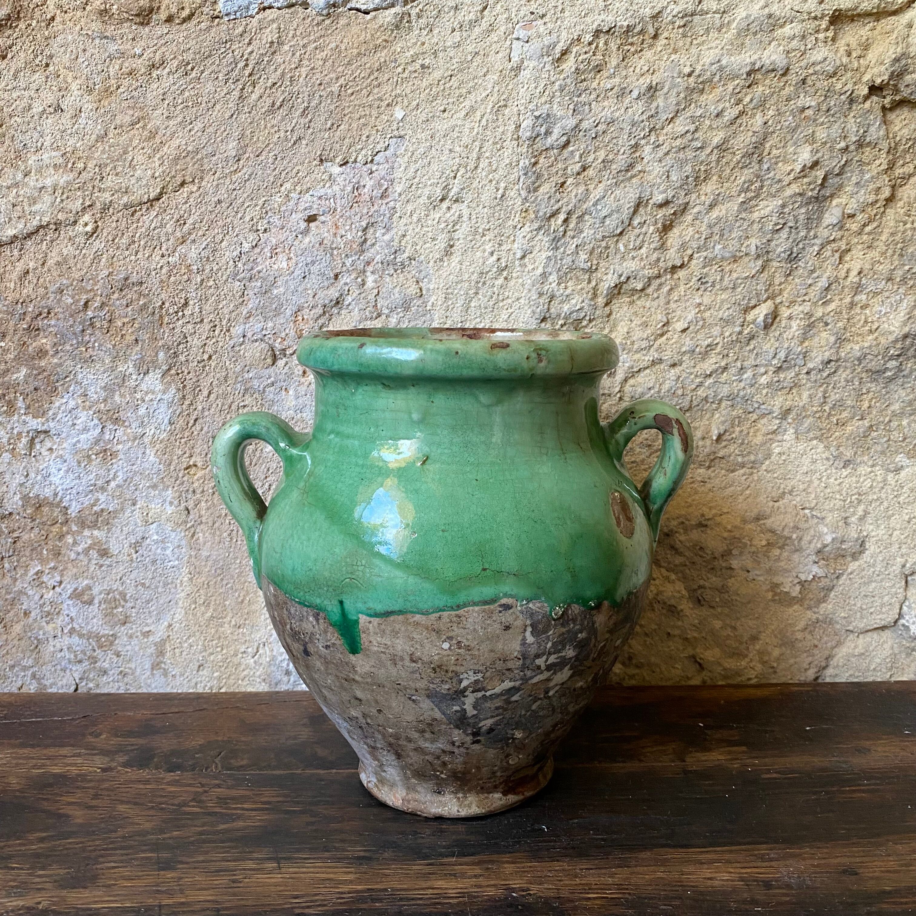 Green grease pot