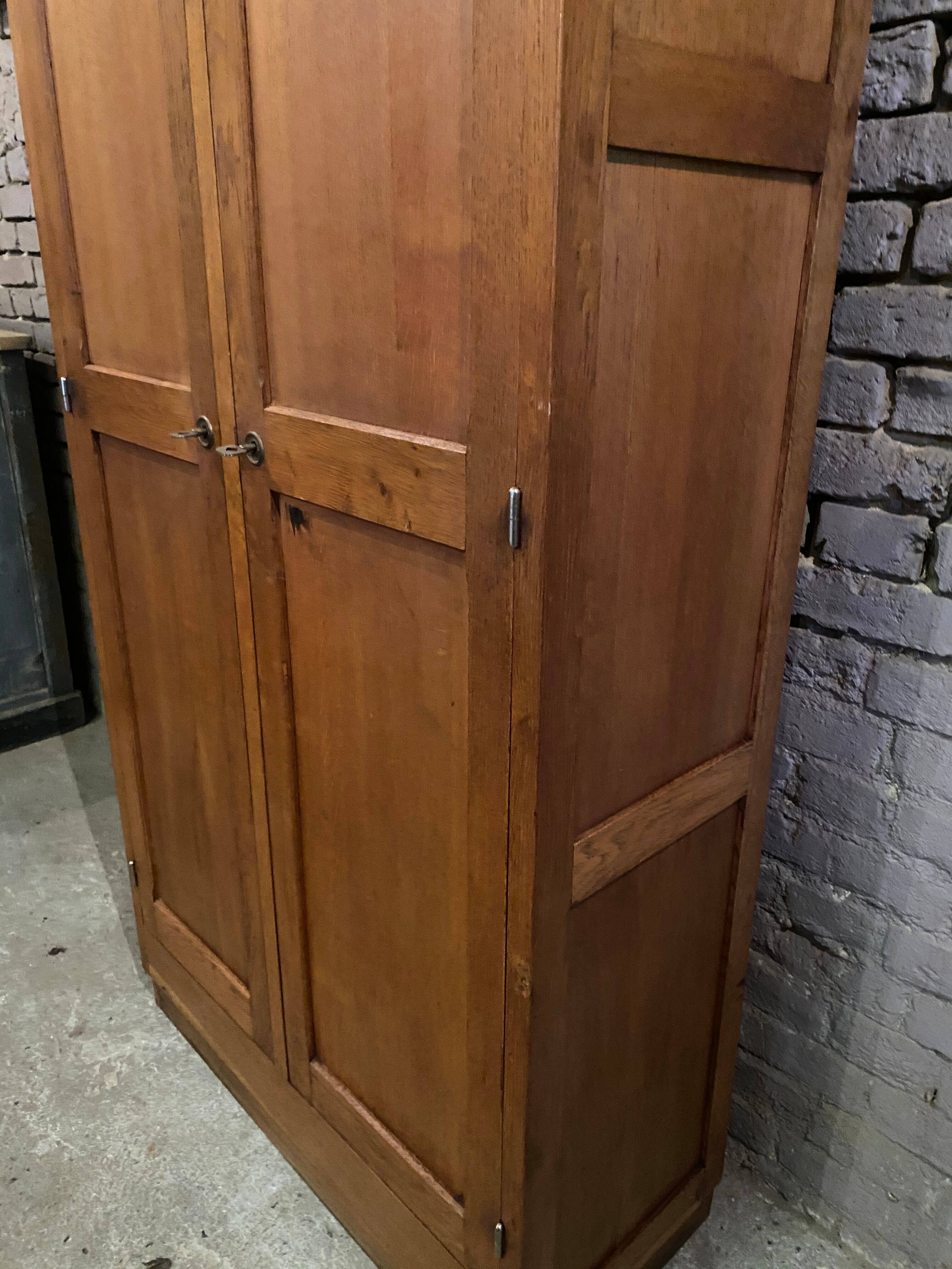 Vintage parisian wardrobe 1940