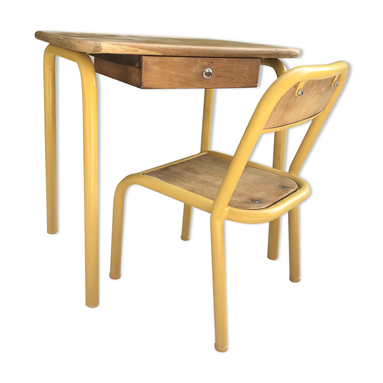 Small schoolboy desk and his chair