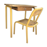 Small schoolboy desk and his chair