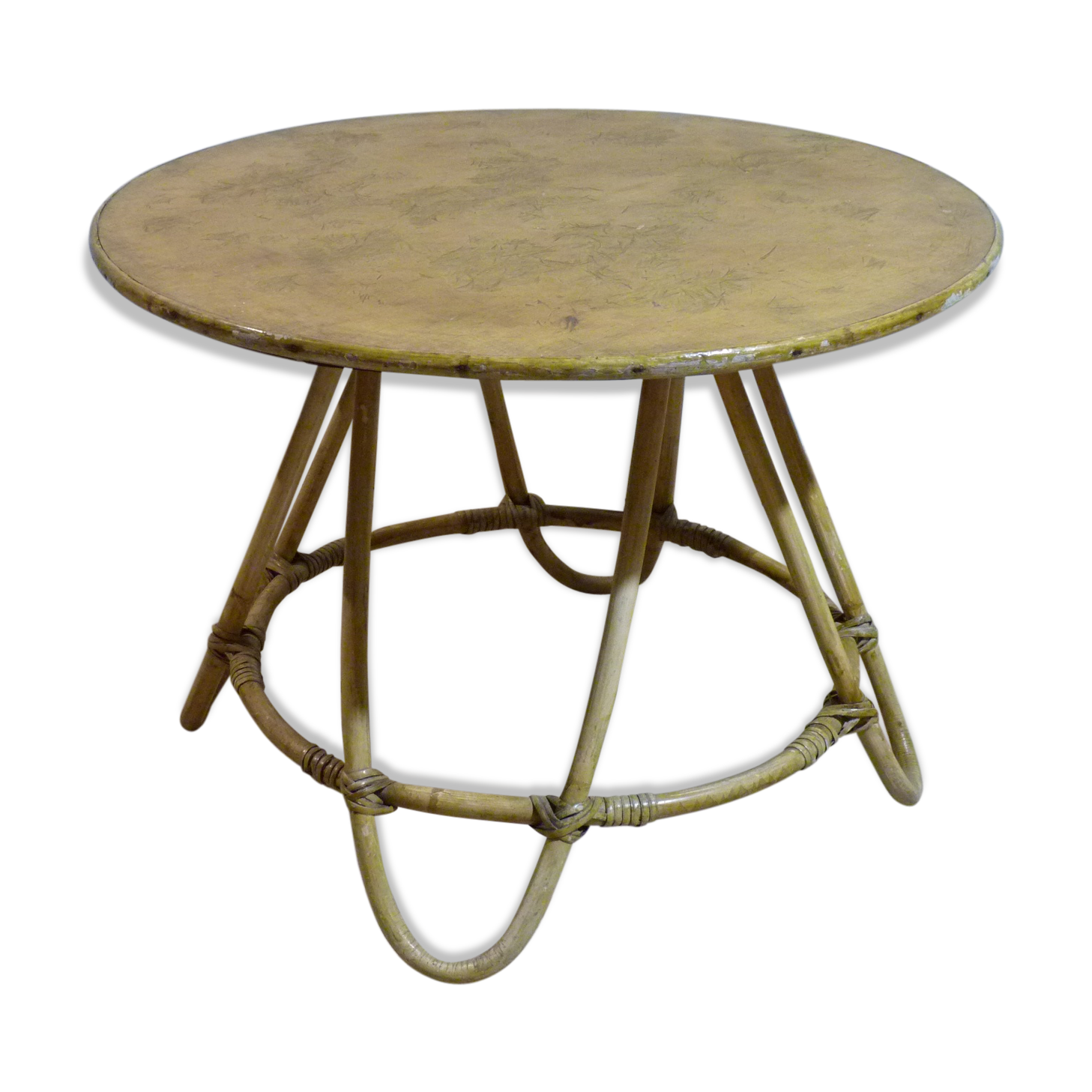 Coffee table or extra round rattan