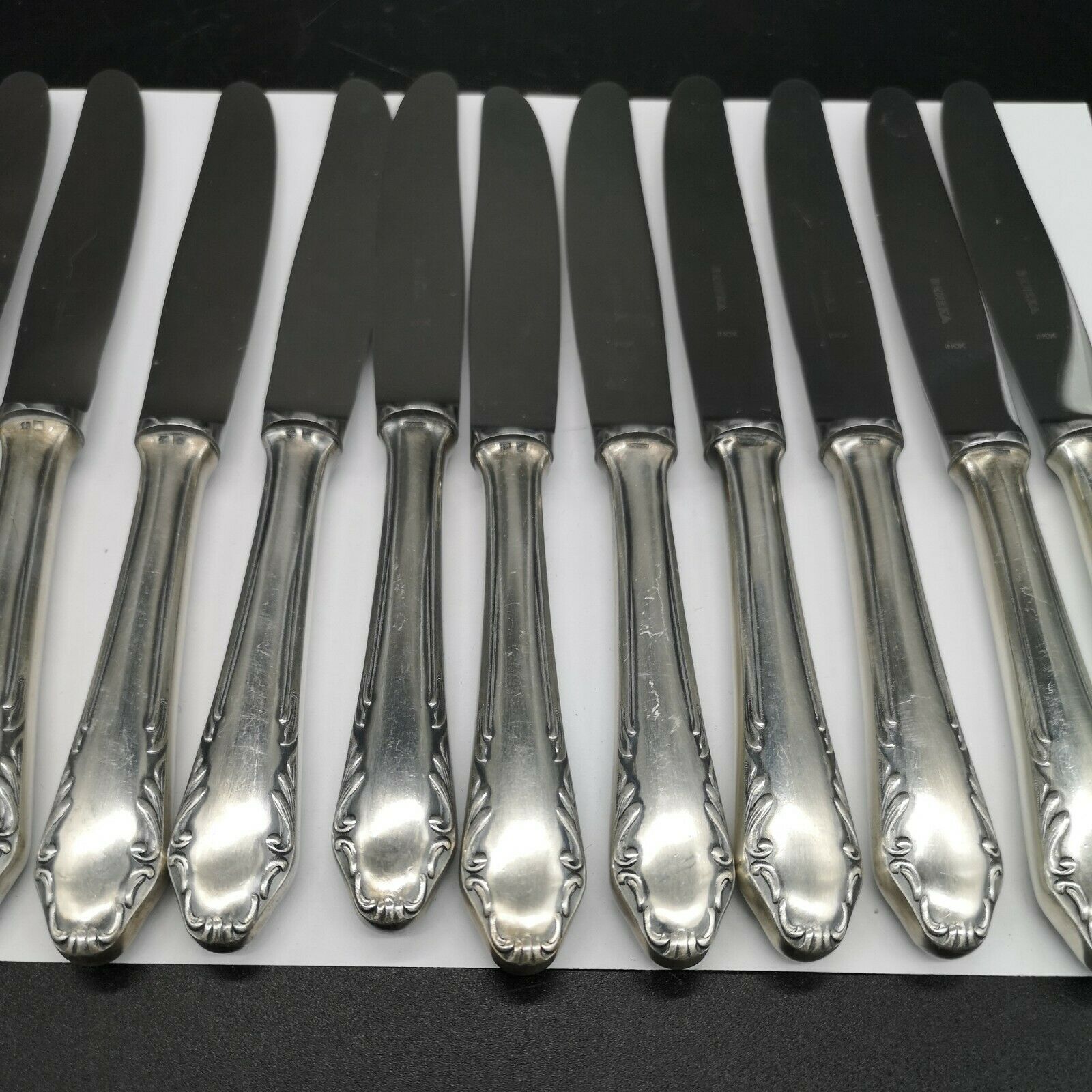 Series 12 entremets knives in silver metal reneka stainless steel blade