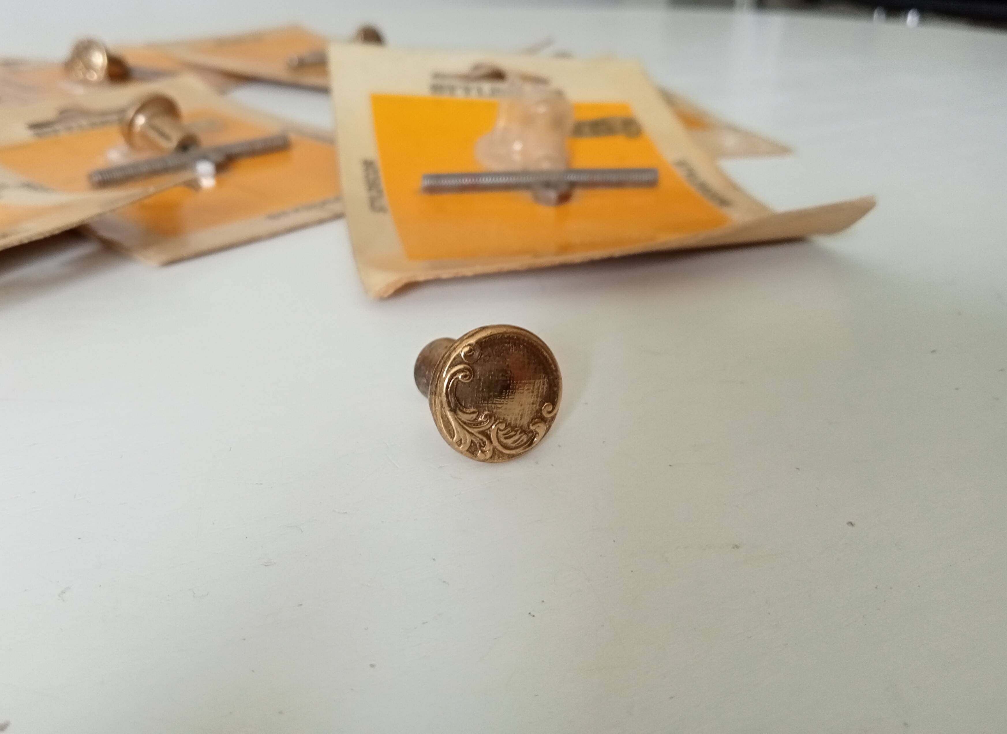 Antique furniture knob gilded with fine gold