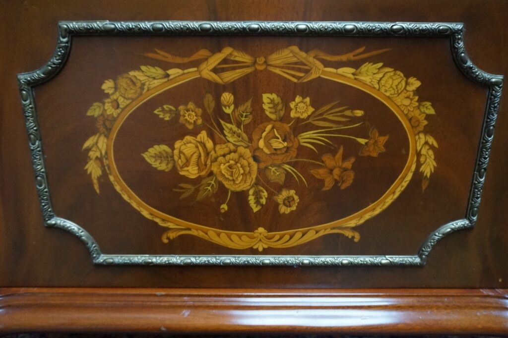 Ehalt glass silverware