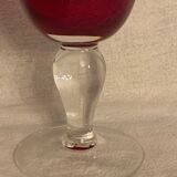 6 red bubbled puffed glasses on foot