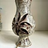 Lampe de table en céramique émaillée et ajourée