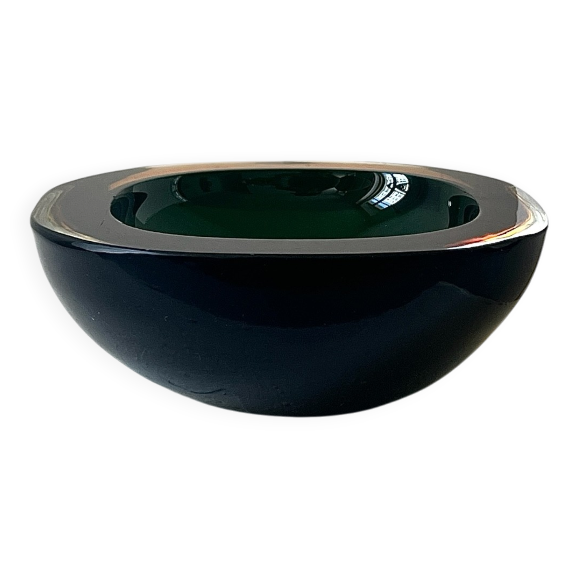 Large decorative bowl / ashtray designed in Murano glass, Italy 1970.
