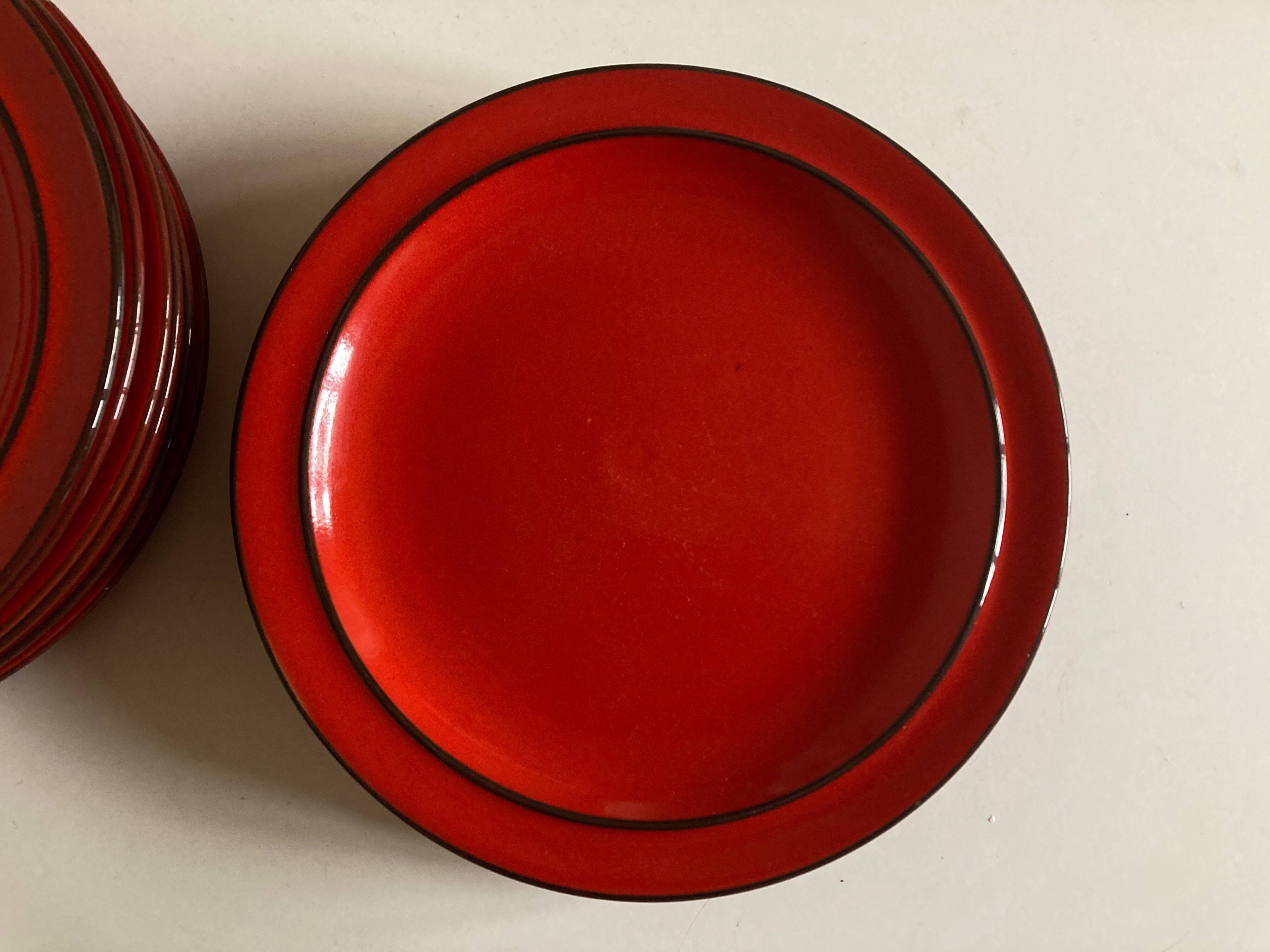 Set of 10 plates 1970 in red stoneware design Hertha Bengtson Thomas Rosenthal Scandinavian