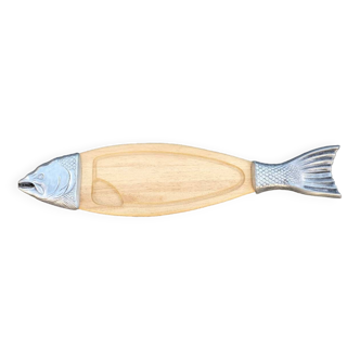 Fish cutting board in wood and metal