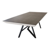 Table Yzaa
