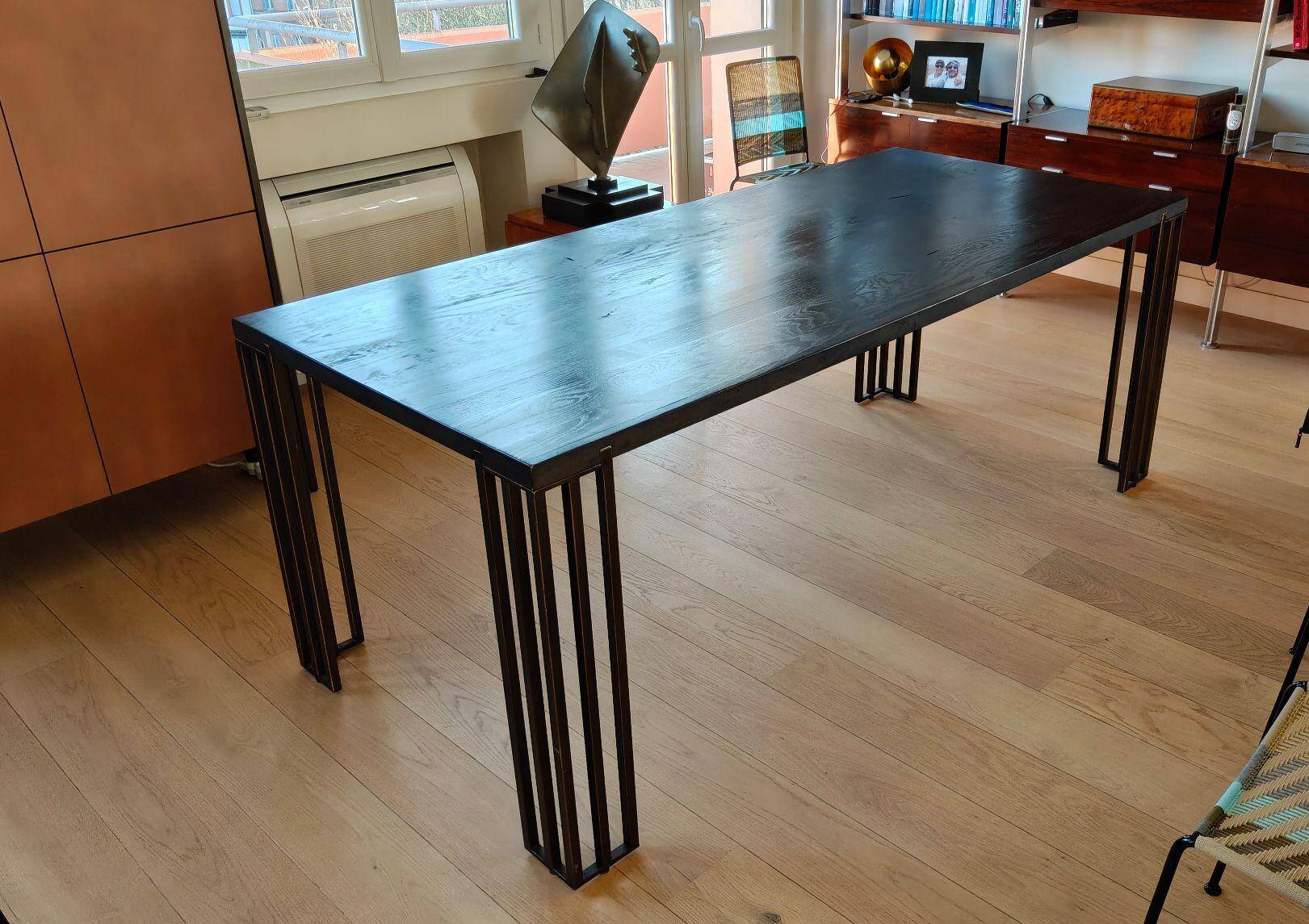 Contemporary dining table