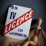 Authentic curved glazed plate License IV